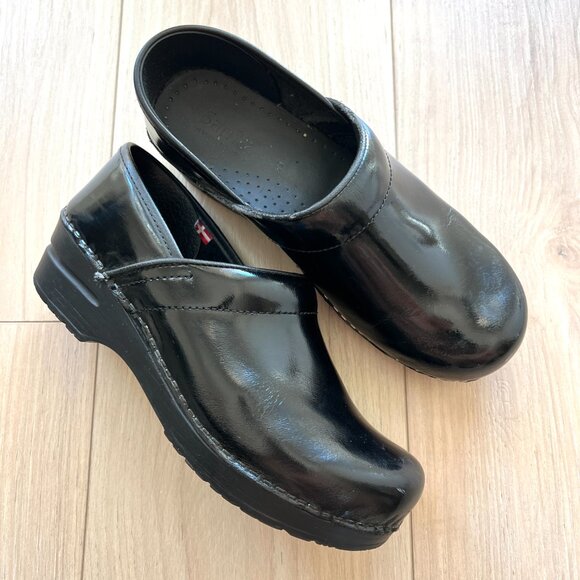 SANITA Black Patent Leather Danish Clogs Size 39 - Picture 6 of 6